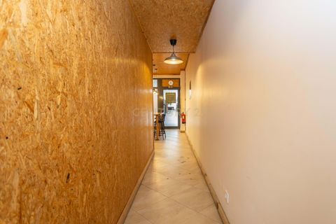 Erhvervsejendom i Carnaxide, Lisbon, Carnaxide - € 450.000 | Ref: C0379-00987 - foto 43