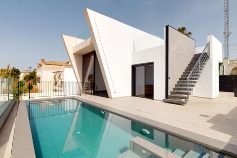 Villa a Torrevieja, Alicante, Torrevieja - € 750.000 | Ref: MOVE-259/13477 - foto 2