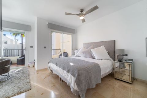 Villa a Costabella, Malaga, Costabella - € 775.000 | Ref: DPIc347178 - foto 6