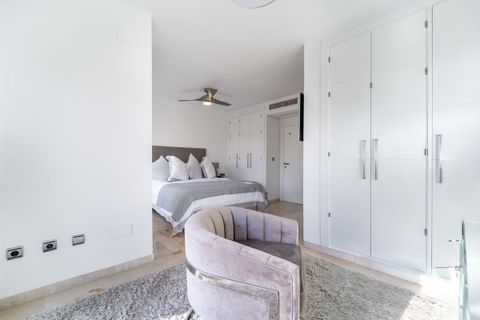 Villa a Costabella, Malaga, Costabella - € 775.000 | Ref: DPIc347178 - foto 9