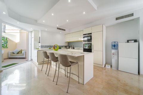 Villa a Costabella, Malaga, Costabella - € 775.000 | Ref: DPIc347178 - foto 13