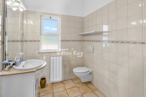 Villa a Bensafrim, Faro, Bensafrim - € 1.150.000 | Ref: V999 - foto 15