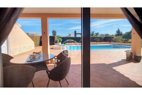 Villa i Lagos, Faro, Lagos - € 1.625.000 | Ref: V4-AEP01 - foto 12