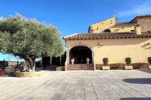 Landejendom i Bigastro, Alicante, Bigastro - € 469.000 | Ref: 43-1435/72963 - foto 1