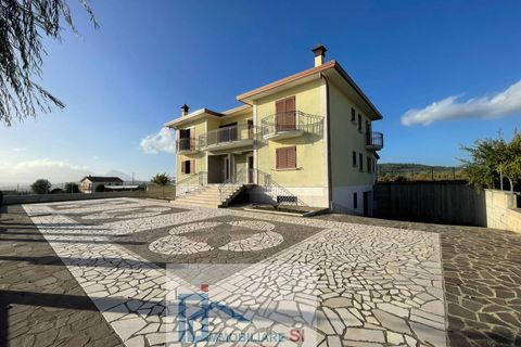 Villa i Benevento, Benevento, Benevento - € 260.000 | Ref: SI172 - foto 2
