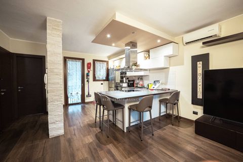 Rækkehus i Segrate, Milan, Segrate - € 650.000 | Ref: 110 - foto 4