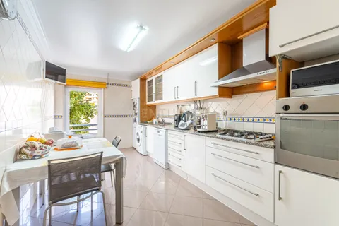 Lejlighed i Carcavelos, Lisbon, Carcavelos - € 655.000 | Ref: C0404-00453 - foto 24