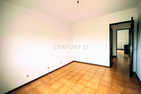 Villa i Oliveira do Bairro, Aveiro, Oliveira do Bairro - € 280.000 | Ref: C0385-00957 - foto 12