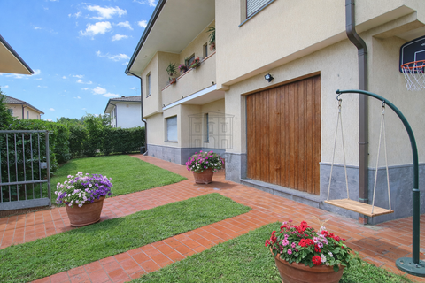 Villa i Lucca, Lucca, Lucca - € 465.000 | Ref: IA04179 - foto 1