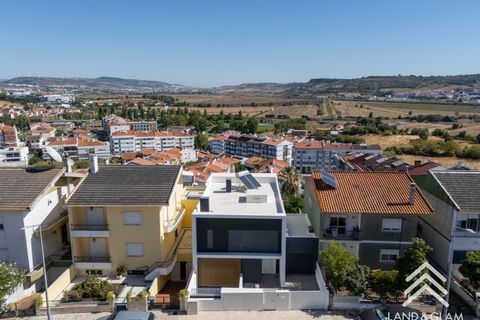 Villa i Loures, Lisbon, Loures - € 997.500 | Ref: LG3477 - foto 4