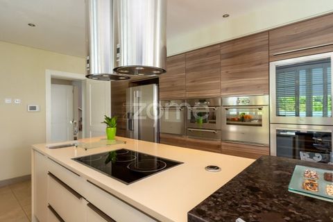 Villa a Oeiras, Lisbon, Oeiras - € 10.500/mes | Ref: ZMPT582919 - foto 15