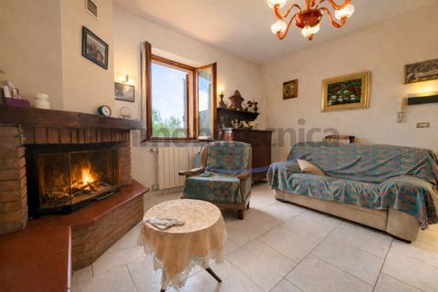 Villa i Arezzo, Arezzo, Arezzo - € 345.000 | Ref: V016RI - foto 1