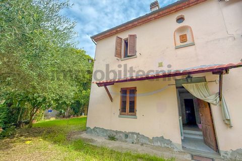 Villa i Arezzo, Arezzo, Arezzo - € 345.000 | Ref: V016RI - foto 2