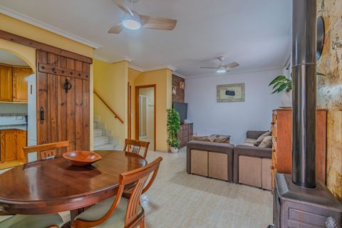 Villa i Orihuela, Alicante, Orihuela - € 265.000 | Ref: 87103659-813e-40fc-a - foto 4