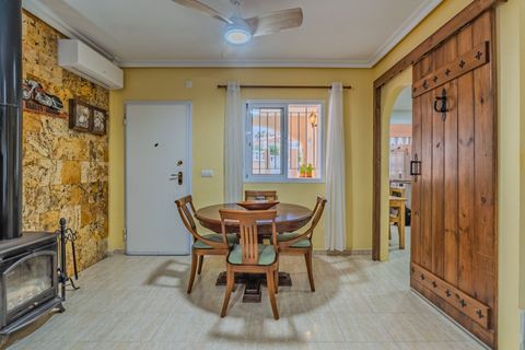 Villa i Orihuela, Alicante, Orihuela - € 265.000 | Ref: 87103659-813e-40fc-a - foto 6