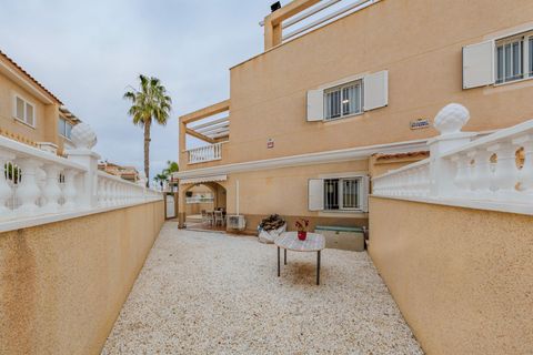 Villa i Orihuela, Alicante, Orihuela - € 265.000 | Ref: 87103659-813e-40fc-a - foto 37