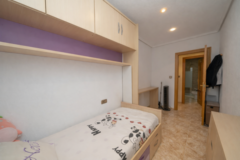 Lejlighed i Elche, Alicante, Elche - € 182.000 | Ref: 6a7a60d5-f0a8-47cd-9 - foto 26