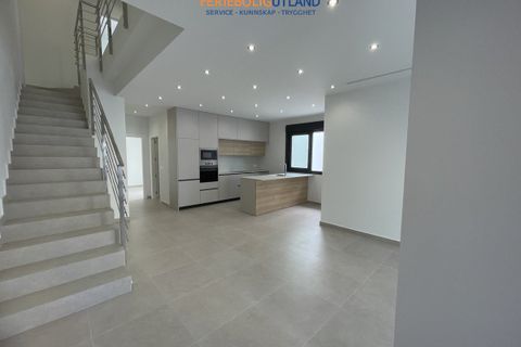 Villa i Almoradi, Alicante, Almoradi - € 359.900 | Ref: FBU19795 - foto 3