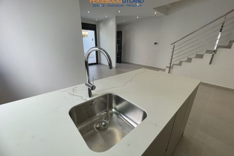 Villa i Almoradi, Alicante, Almoradi - € 359.900 | Ref: FBU19795 - foto 8