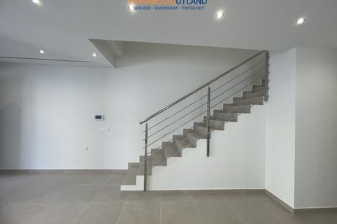 Villa i Almoradi, Alicante, Almoradi - € 359.900 | Ref: FBU19795 - foto 12