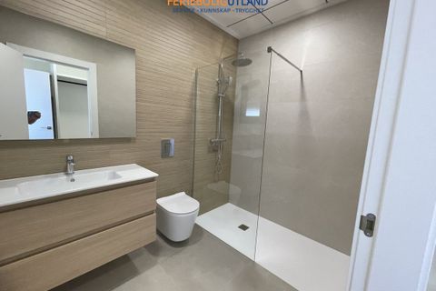 Villa i Almoradi, Alicante, Almoradi - € 359.900 | Ref: FBU19795 - foto 47