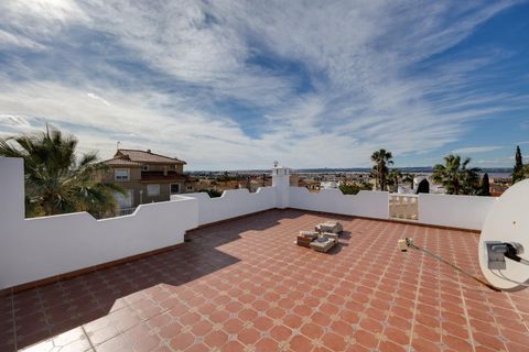 Villa i Torrevieja, Alicante, Torrevieja - € 370.000 | Ref: MLSC2407760 - foto 30