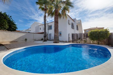 Villa i Torrevieja, Alicante, Torrevieja - € 370.000 | Ref: MLSC2407760 - foto 43