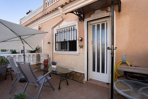 Byhus i Orihuela Costa, Alicante, Orihuela Costa - € 211.500 | Ref: MLSC781805 - foto 4