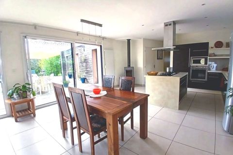 Villa i Jonzac, Charente-Maritime, Jonzac - € 307.400 | Ref: BVI82906 - foto 6