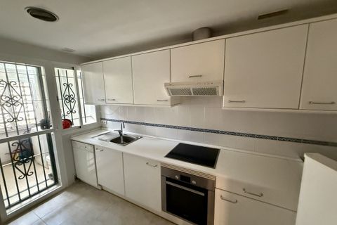Villa a Elviria, Malaga, Elviria - € 1.050.000 | Ref: DPIe21885 - foto 28