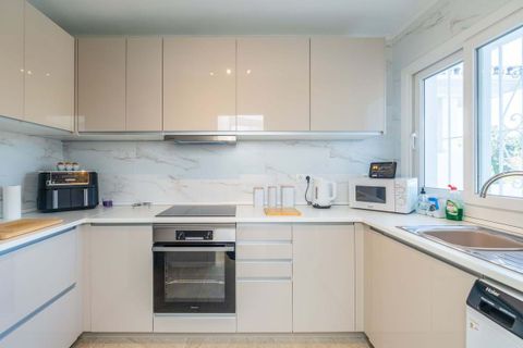 Leilighet i Marbella, Malaga, Marbella - € 375 000 | Ref: R5272156 - foto 2