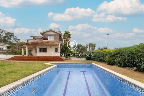 Villa a Alella, Barcelona, Alella - € 1.720.000 | Ref: PH103697/3699 - foto 3