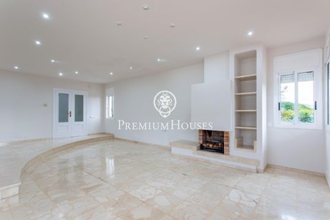 Villa a Alella, Barcelona, Alella - € 1.720.000 | Ref: PH103697/3699 - foto 13