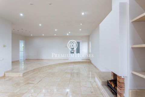 Villa a Alella, Barcelona, Alella - € 1.720.000 | Ref: PH103697/3699 - foto 14
