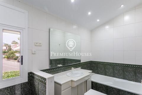 Villa a Alella, Barcelona, Alella - € 1.720.000 | Ref: PH103697/3699 - foto 35