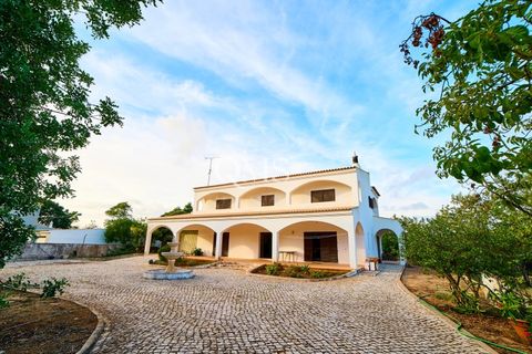 Villa a Almancil, Faro, Almancil - € 1.275.000 | Ref: QMS_156111 - foto 4