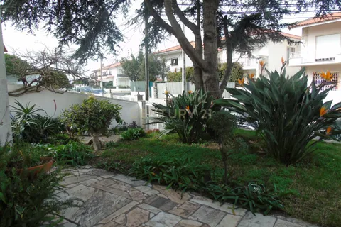 Villa i Carcavelos, Lisbon, Carcavelos - € 680.000 | Ref: C0184-00961 - foto 9