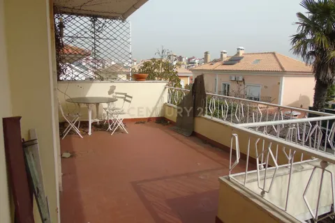 Villa i Carcavelos, Lisbon, Carcavelos - € 680.000 | Ref: C0184-00961 - foto 21