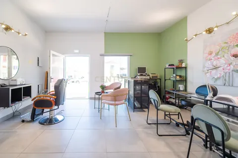 Erhvervsejendom i Carcavelos, Lisbon, Carcavelos - € 25.000 | Ref: C0417-00366 - foto 8