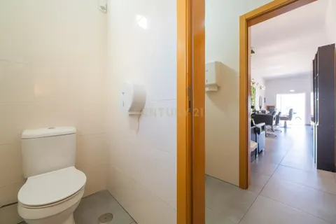 Erhvervsejendom i Carcavelos, Lisbon, Carcavelos - € 25.000 | Ref: C0417-00366 - foto 15