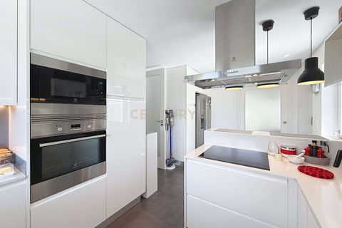 Villa i Carcavelos, Lisbon, Carcavelos - € 1.800.000 | Ref: C0191-01552 - foto 26