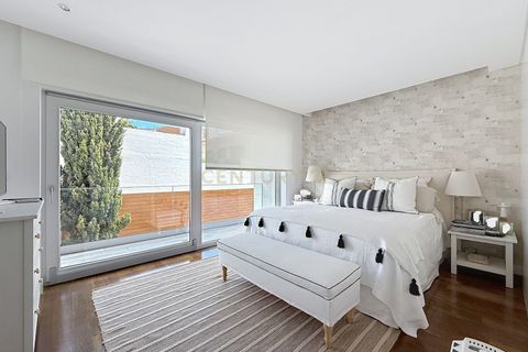 Villa i Carcavelos, Lisbon, Carcavelos - € 1.800.000 | Ref: C0191-01552 - foto 30