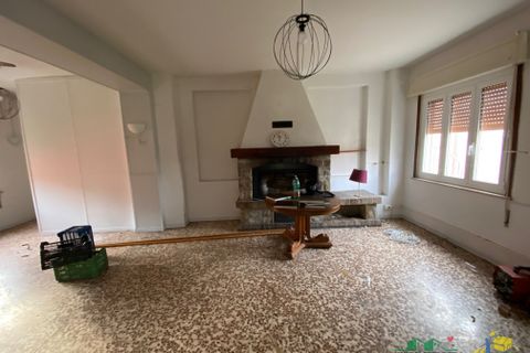 Villa a Medesano, Parma, Medesano - € 78.000 | Ref: 921 - foto 11