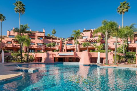 Penthouse i Estepona, Malaga, Estepona - € 2.995.000 | Ref: S24130 - foto 3