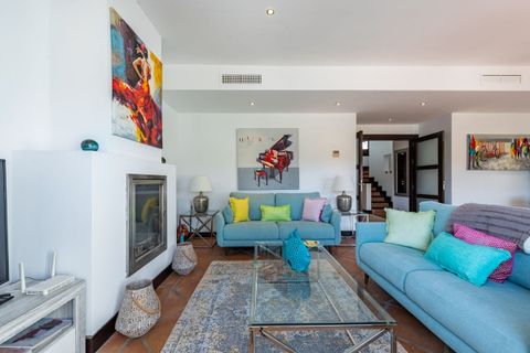 Villa a Benahavis, Malaga, Benahavis - € 640.000 | Ref: DPIe24526 - foto 10