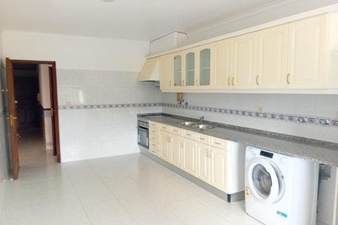Lejlighed i Sintra, Lisbon, Sintra - € 258.000 | Ref: ZTRE-03881/12758 - foto 9
