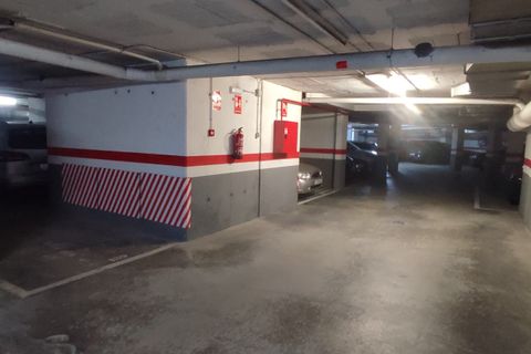 Garage i Barcelona, Barcelona, Barcelona - € 10.000 | Ref: V-POBLENOU-PK09 - foto 1