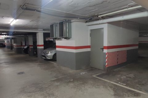 Garage i Barcelona, Barcelona, Barcelona - € 10.000 | Ref: V-POBLENOU-PK09 - foto 5