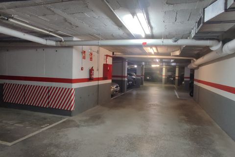 Garage i Barcelona, Barcelona, Barcelona - € 10.000 | Ref: V-POBLENOU-PK09 - foto 6