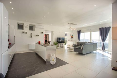 Villa a Roses, Gerona, Roses - € 860.000 | Ref: 111691 - foto 22